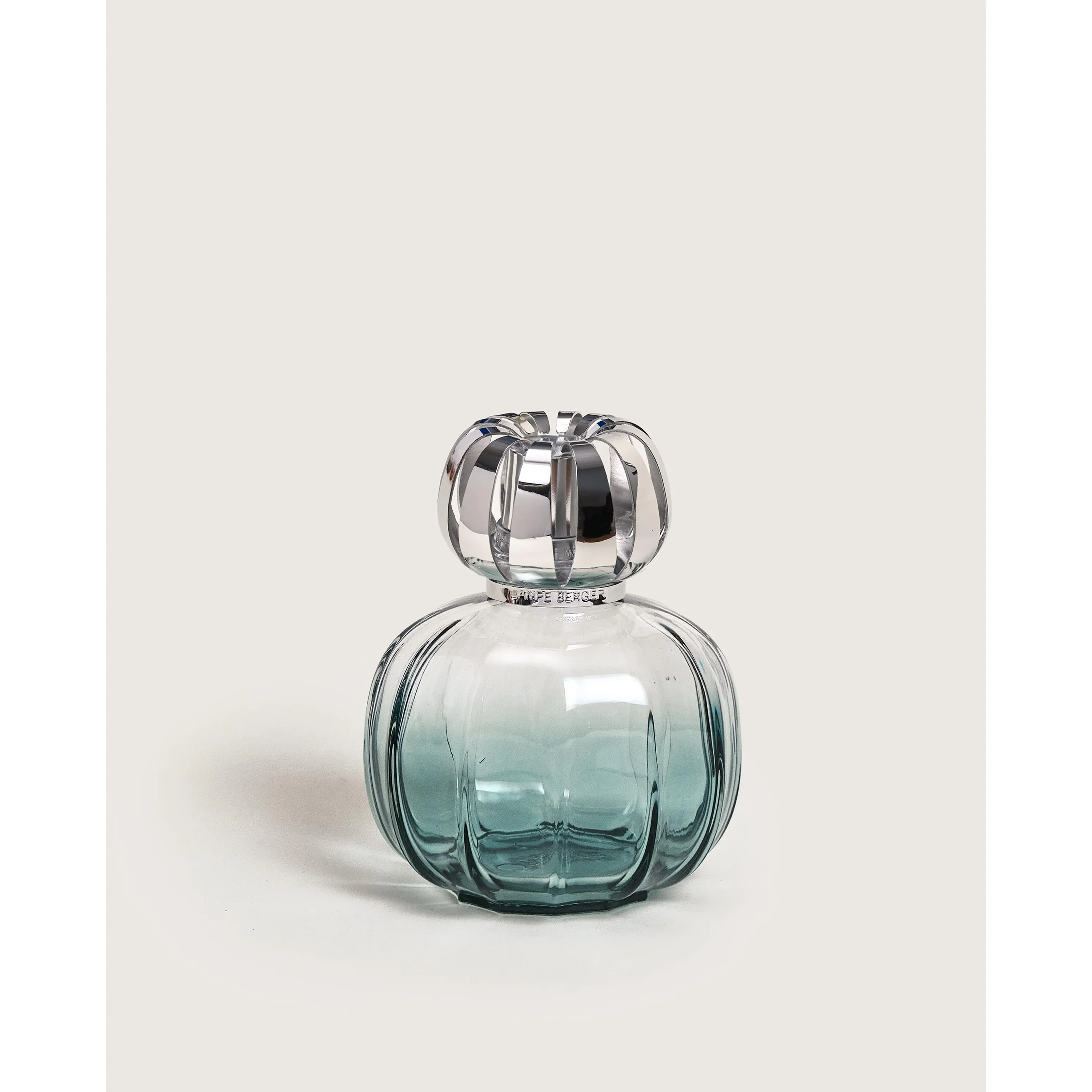 CORALI Green Lampe Gift Set by Maison Berger - Image 3