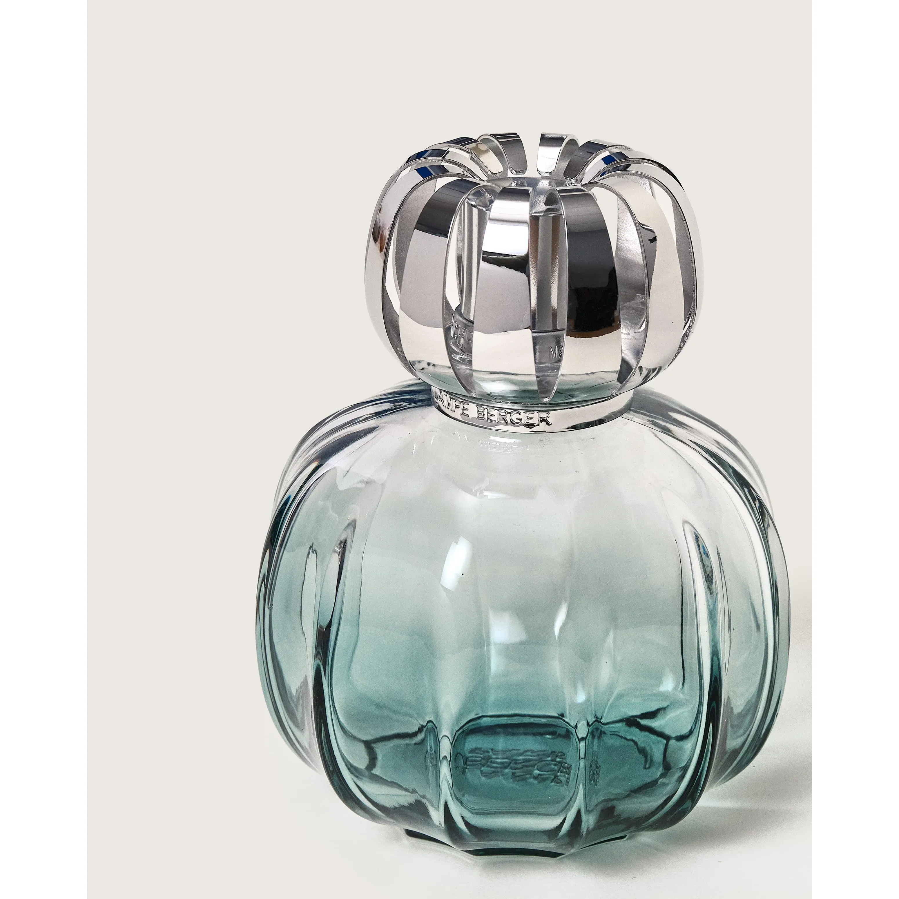 CORALI Green Lampe Gift Set by Maison Berger - Image 5