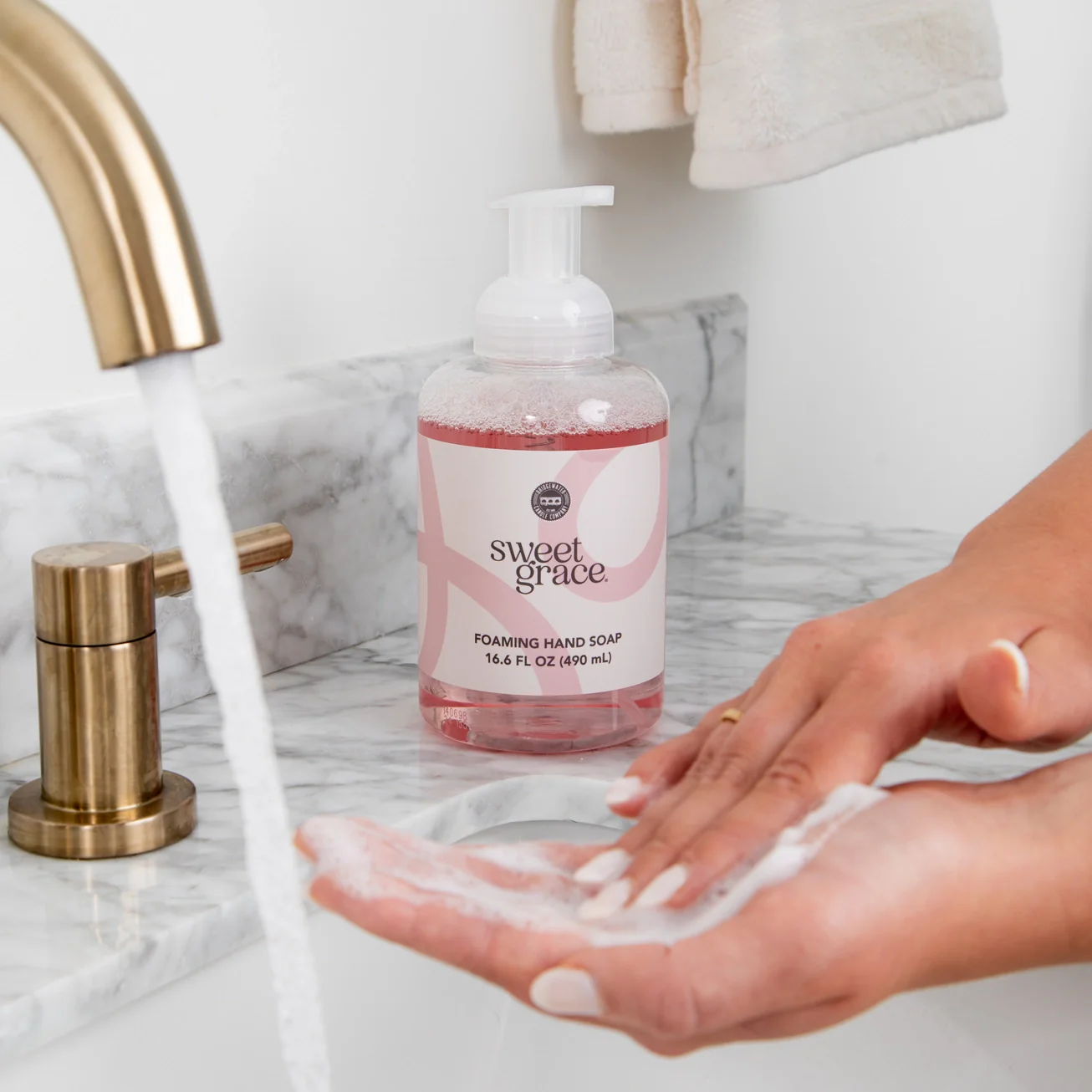 Foaming Hand Soap with Sweet Grace Fragrance - Image 3